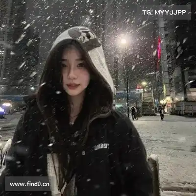 侯跃雯